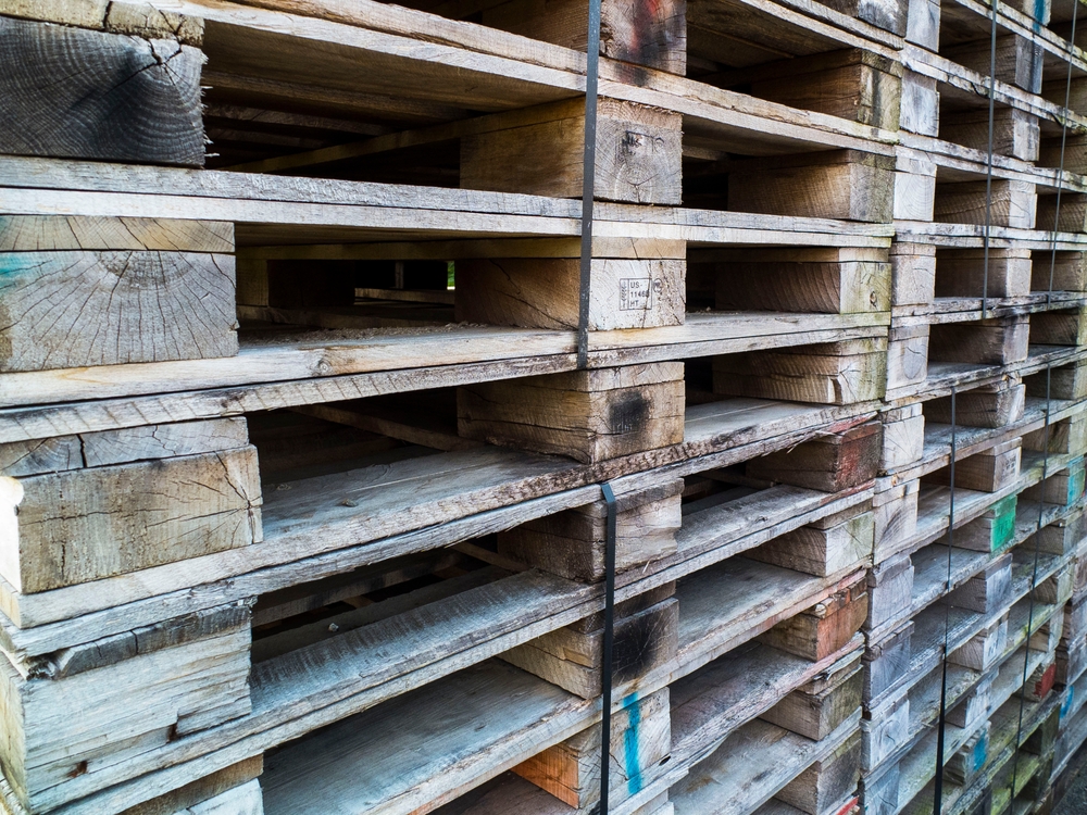 How Can Used Timber Pallets Save Your Business Money